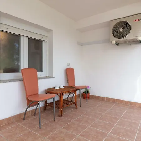 Le Ines Apartamento *